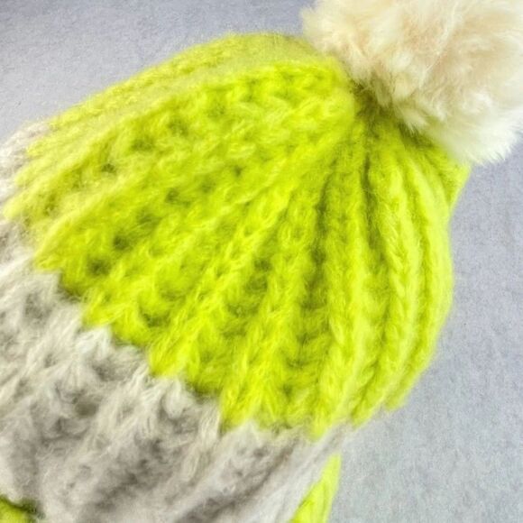 Apparis Oshin Beanie Kiwi Green Stripe Cream Pom Pom Recycled Knit Toboggan NEW! - Picture 2 of 8